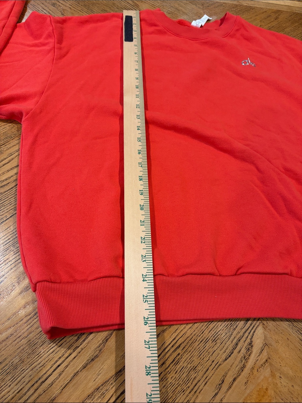 Alo Yoga Red Accolade Crew Neck Pullover Oversized Sweatshirt Large - Picture 11 of 15